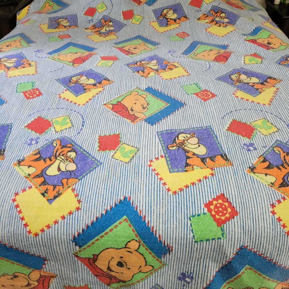 Vtg Winnie the Pooh Tigger Soft Fleece Twin Blanket Disney 80s 90s Bedding